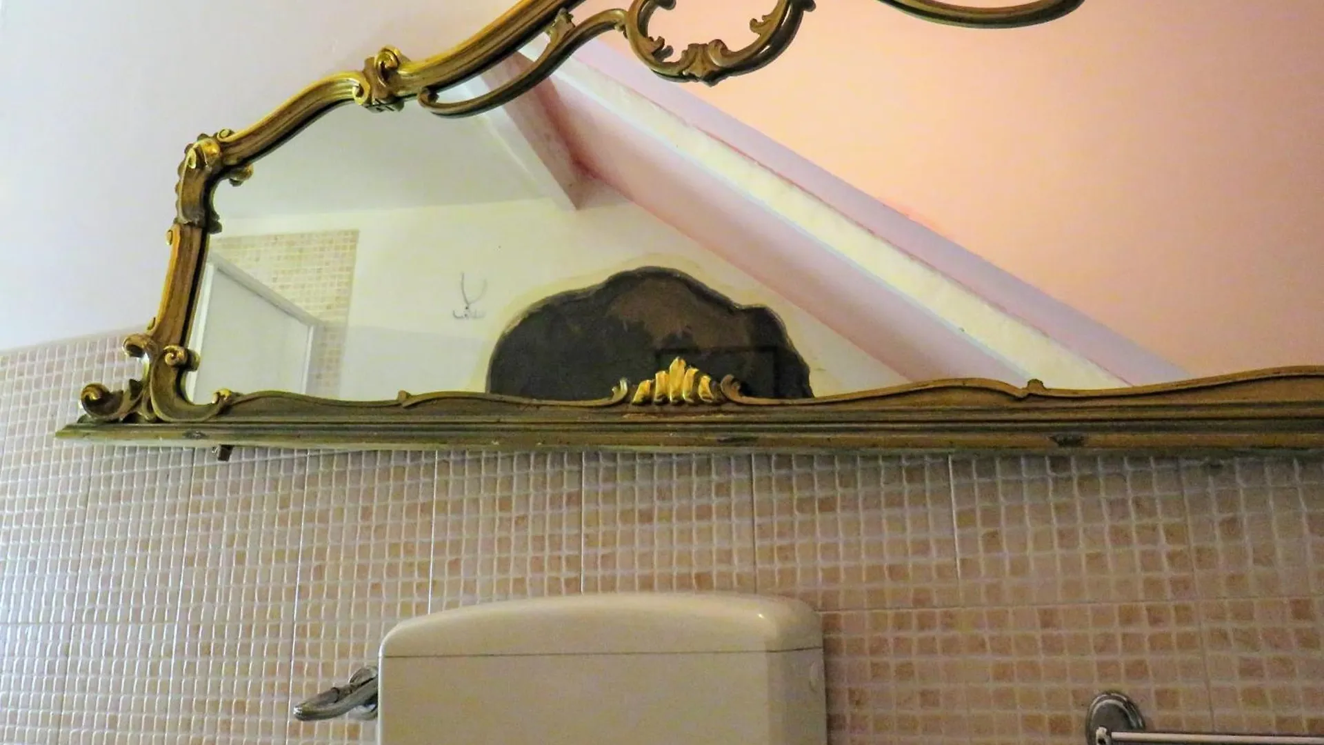 Alberto'S Apartment Παλέρμο Πανσιόν