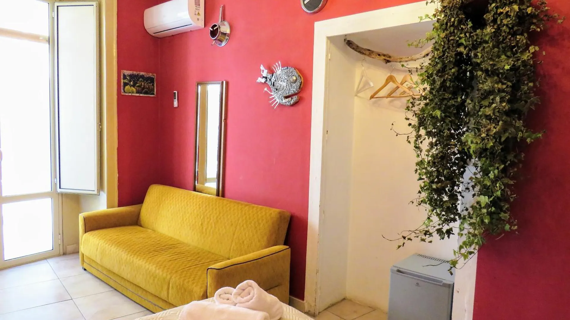 Alberto'S Apartment Παλέρμο Πανσιόν